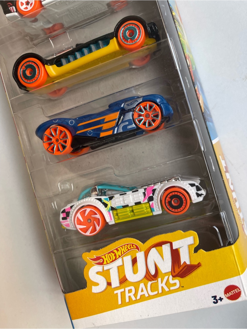 2025 Mattel Hot Wheels 5-Car Stunt Pack, Looped Tracks - Picture 5 of 5